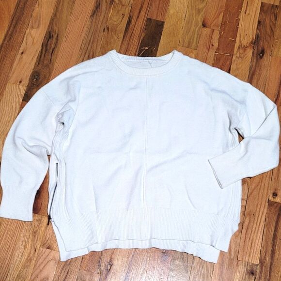 Crewneck Oversized Sweater Zipper Side Medium - Picture 1 of 4